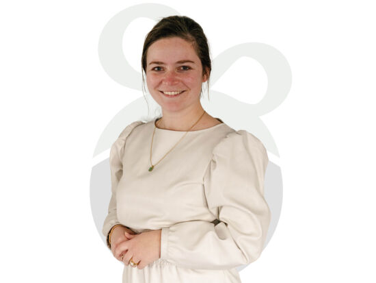 Helene vrijstaand.jpg