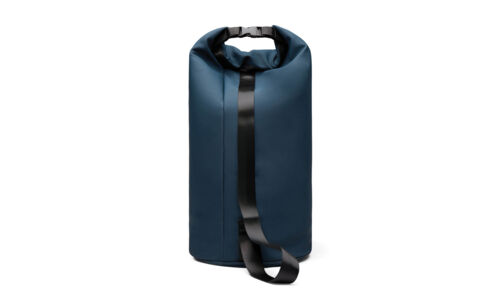 XD-V7750219 blauw VINGA Baltimore koeltas met rolsluiting sfeer