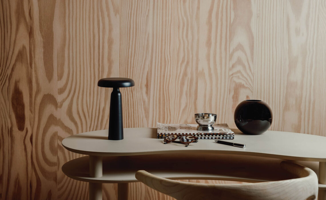 XD-V5130401 zwart Vinga tafellamp sfeer