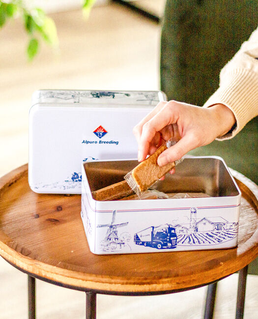 slider alpuro breeding.jpg