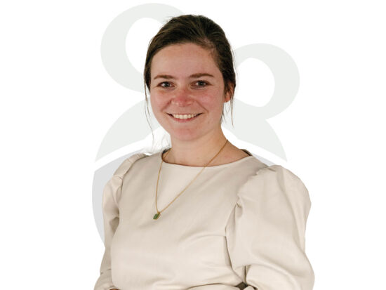 Helene vrijstaand.jpg