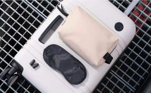 TG-29047- Toilettas met reisset SFEER