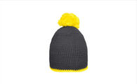 BT-MB7964_ Muts met pompon Carbon-Geel