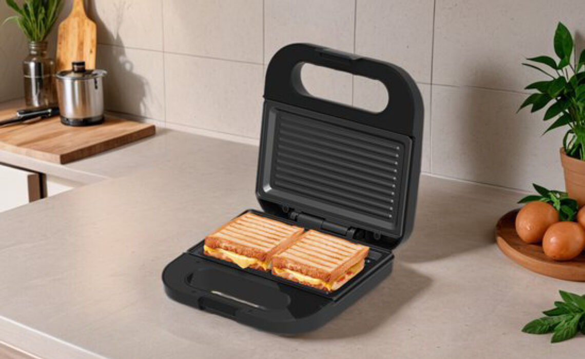 IV-SG750B-Tosti-ijzer 750 watt zwart SFEER