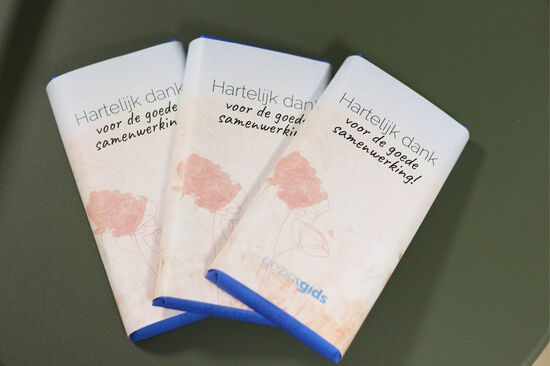 Tony chocolonely met eigen wikkel 800 x 533.jpg