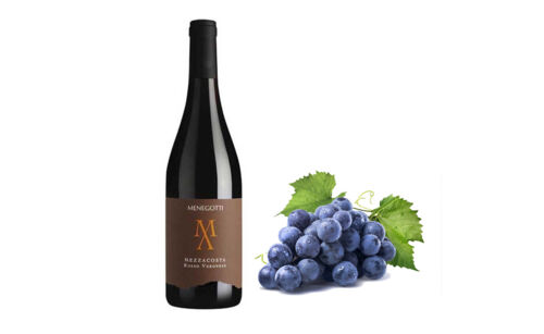 AN-AM1219_ Rode wijn, Mezzacosta Rosso del Veronese IGT 2019