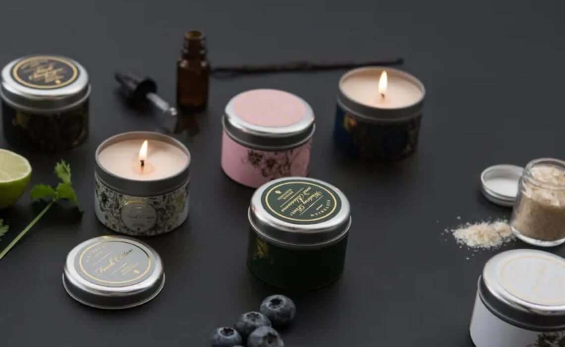 TP-LT53505 waitery pear and blossoms sfeer.jpg