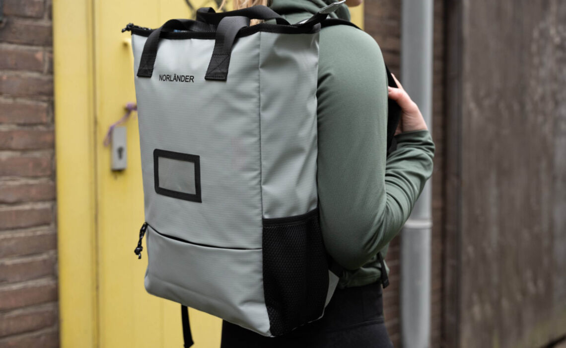 TG-28831 grijs Rugtas Sarek sfeer