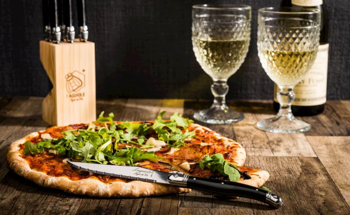 SV-1.8PremZwart Vleesmessen set sfeer